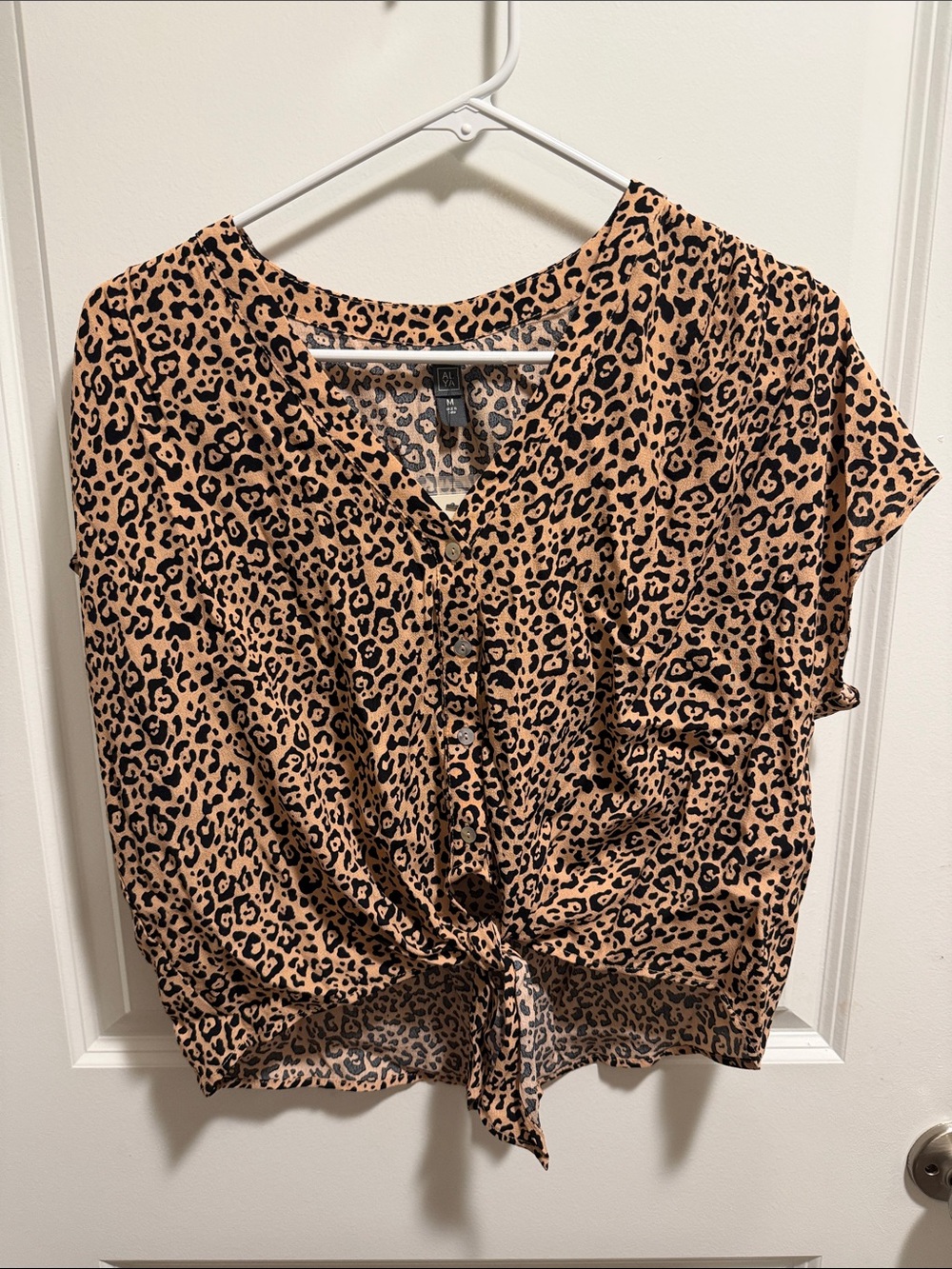 Alya Leopard Print Front Tie Button Up Blouse Top NWT Medium
